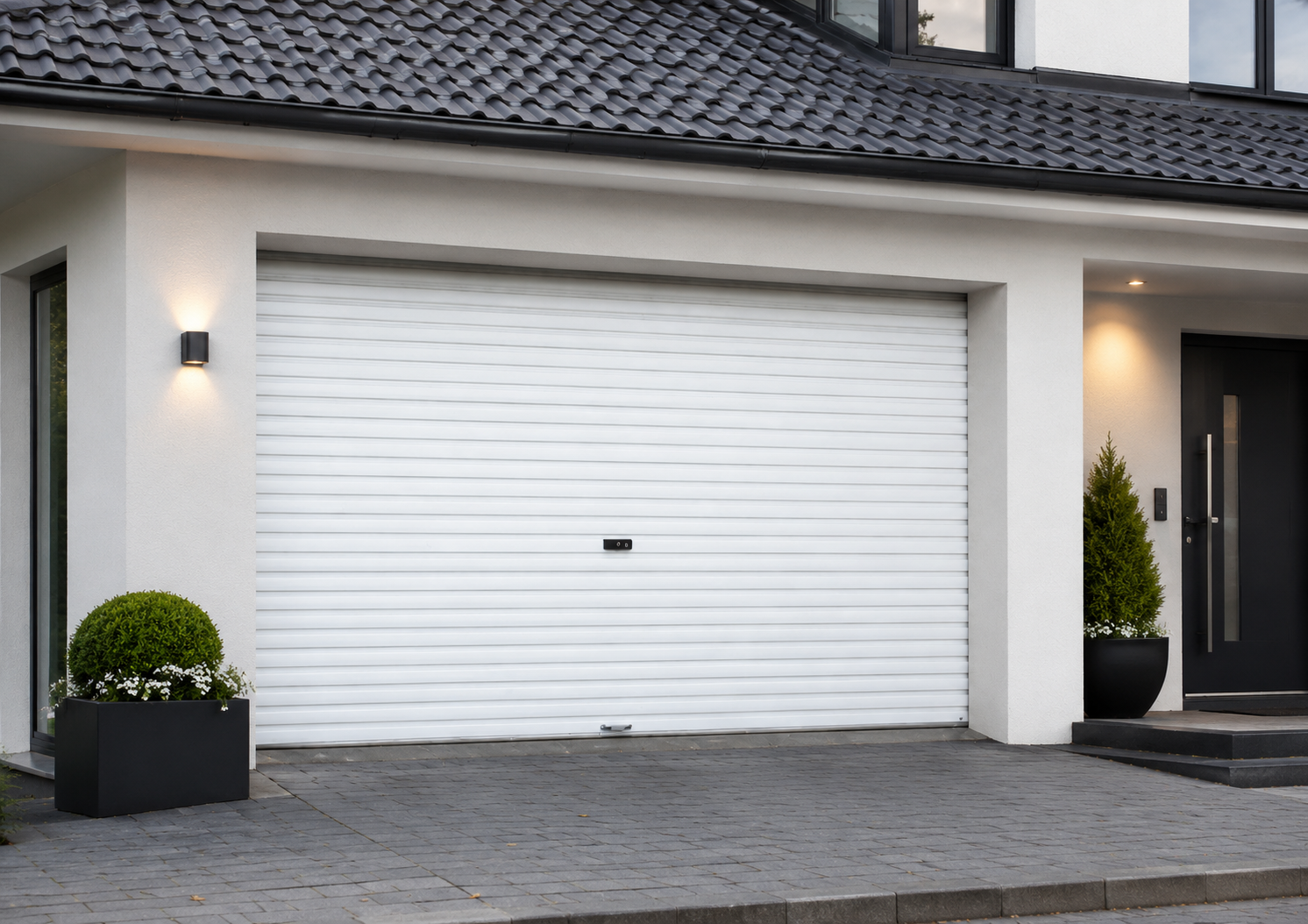 How to choose a rolling shutter door for a warehouse